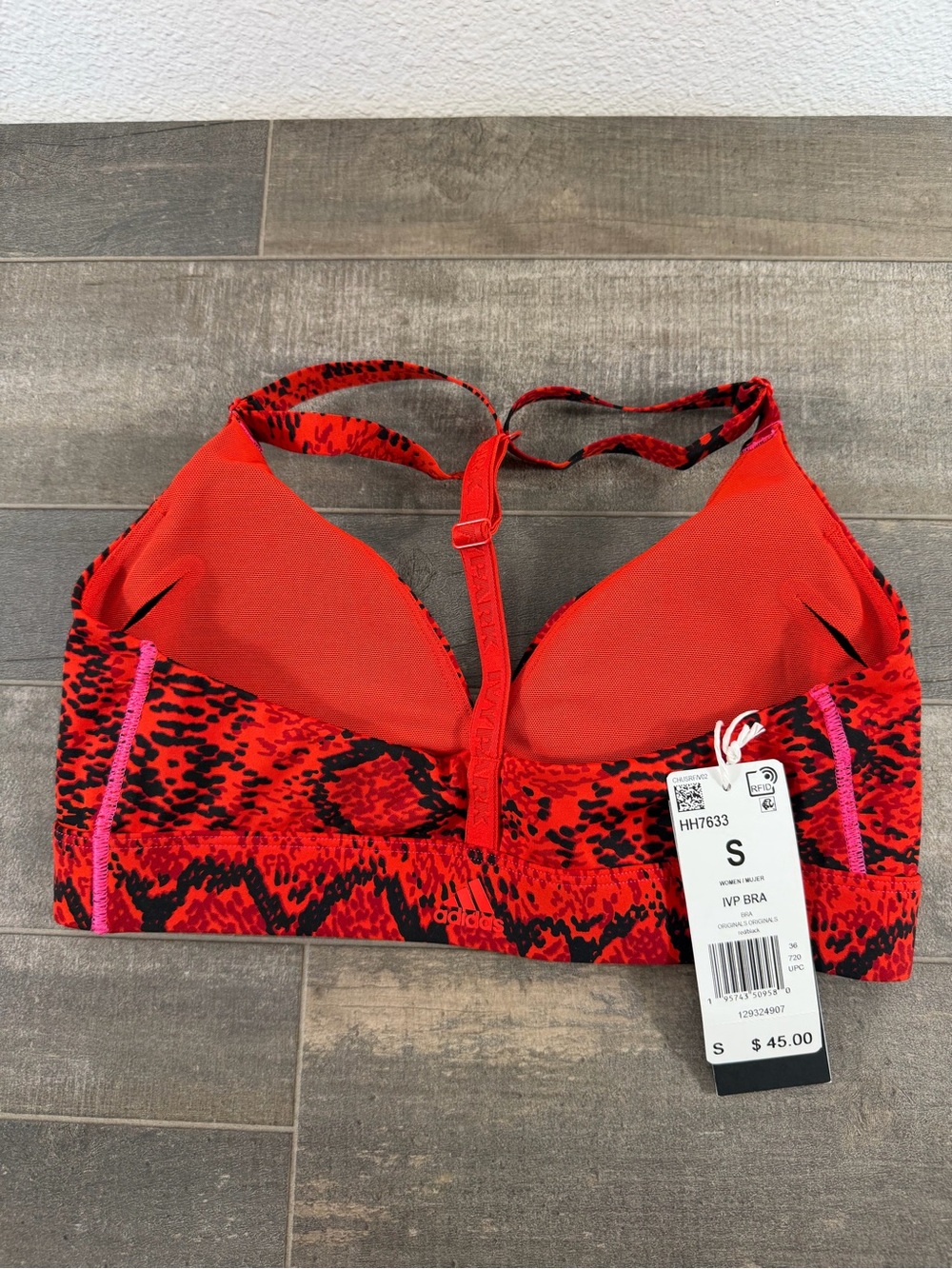 NEW adidas x IVY PARK Heart collection sports bra and matching leggings set - Picture 11 of 12